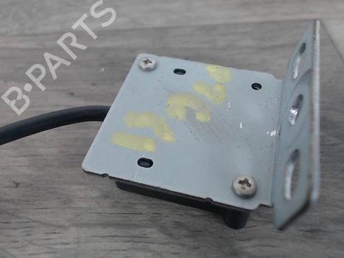 Antenne/Base RENAULT MEGANE IV Hatchback (B9A/M/N_) 1.6 dCi 130 (B9A4) | BP25472860C140