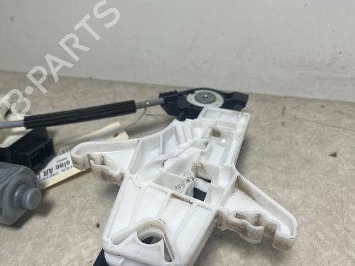 Elevalunas trasero derecho Elevalunas trasero derecho VW POLO VI (AW1, BZ1, AE1) 1.0 TSI (95 hp) 34694399 34694399