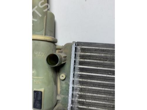 Radiateur à eau FIAT PUNTO (176_) 60 1.2 (176AP, 176AR, 176AQ, 176BB) | BP30807797M31