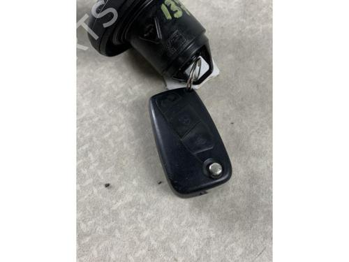 Ignition barrel FIAT GRANDE PUNTO (199_) 1.3 D Multijet (199.AXD11, 199.AXD1A, 199.AXD1B,... | BP25619564M48 