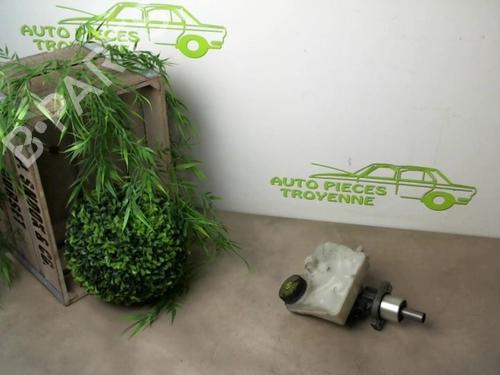 Used Brake master cylinder Brake master cylinder PEUGEOT 206 SW (2E/K) 1.4 HDi (68 hp) 21181776 21181776