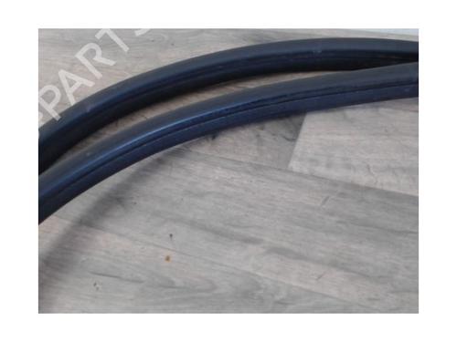 Rubber door seal FORD FIESTA VI (CB1, CCN) 1.4 TDCi | BP27177102C142 