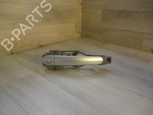 Used Front left exterior door handle SEAT TOLEDO III (5P2) 1.9 TDI (105 hp) 28374065