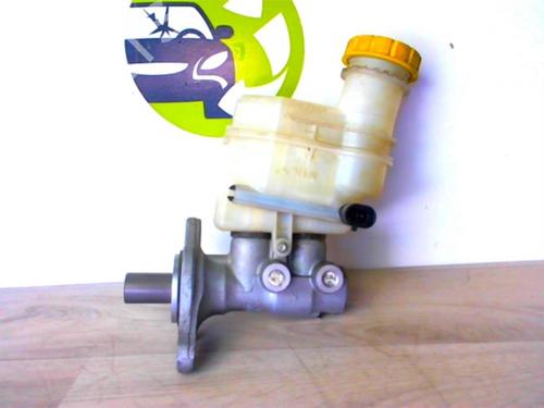 Used Brake master cylinder FIAT 500 (312_) 1.2 (312AXA1A) (69 hp) 24023391