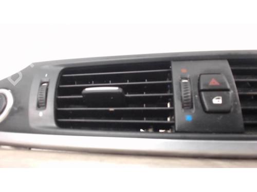 Switch BMW X3 (F25) xDrive 20 i | BP23990732I30 
