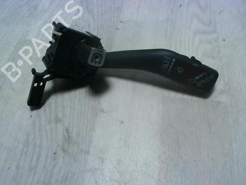 Used Switch VW GOLF VI (5K1) 2.0 TDI (110 hp) 25619182