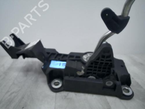 Gear lever FORD FOCUS II (DA_, HCP, DP) 1.8 TDCi | BP21182006M90 - Image 2