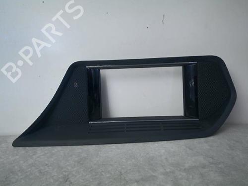 Mittelkonsole MERCEDES-BENZ E-CLASS Convertible (A207) E 250 CGI (207.447) (204 hp) 21183455