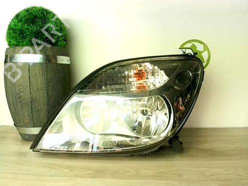 Lyskaster venstre RENAULT SCÉNIC I MPV (JA0/1_, FA0_) 1.9 dCi (JA05, JA1F) (102 hp) 24024838