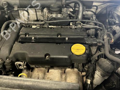 Used Engine OPEL CORSA D (S07) 1.2 (L08, L68) (80 hp) 32855538