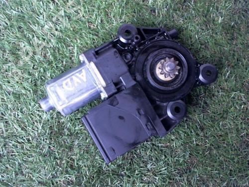Right front window motor RENAULT MEGANE III Hatchback (BZ0/1_, B3_) 1.5 dCi (BZ0C) | BP24021609E20 