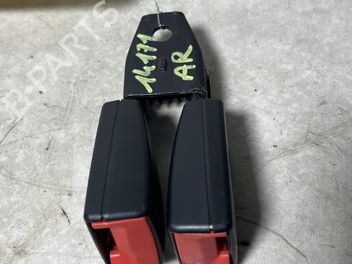 Used Seat buckle VW SCIROCCO III (137, 138) 2.0 TDI (140 hp) 31058150