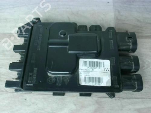 Used Control unit RENAULT MEGANE III Hatchback (BZ0/1_, B3_) 1.5 dCi (BZ09, BZ0D, BZ1W, BZ29, BZ14) (110 hp) 26225779