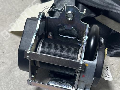 Used Rear left seatbelt Rear left seatbelt RENAULT MEGANE III Hatchback (BZ0/1_, B3_) 1.6 16V (BZ1B, BZ1H) (110 hp) 31084984 31084984