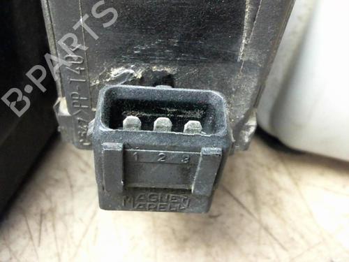 Left headlight FIAT BRAVA (182_) 1.9 JTD | BP30666796C28