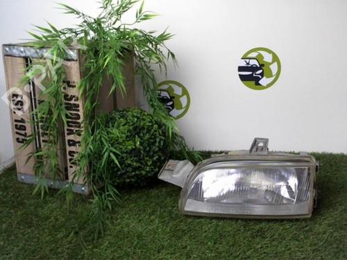 Used Left headlight FIAT PUNTO (176_) 60 1.2 (176AP, 176AR, 176AQ, 176BB) (60 hp) 24022101