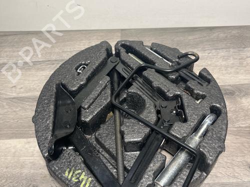 Used Jack Kit Jack Kit OPEL INSIGNIA A (G09) 2.0 CDTI (68) (131 hp) 36644995 36644995