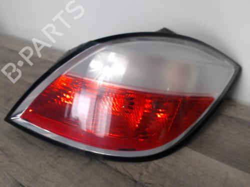 right-taillight-opel-astra-h-a04-2004-2005-2006-2007-2008-2009-2010-2011-2012-2013-2014-27321520 main image
