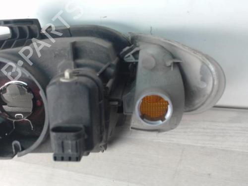 Used Right headlight RENAULT MEGANE I (BA0/1_) 1.9 D Eco (BA0A, BA0U, BA0R) (64 hp) 24025928