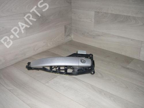 Used Front left exterior door handle OPEL ZAFIRA / ZAFIRA FAMILY B (A05) 1.9 CDTI (M75) (100 hp) 24023685