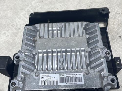 Used Engine control unit (ECU) CITROËN C5 II (RC_) 2.0 HDi (RCRHRH) (136 hp) 31668727