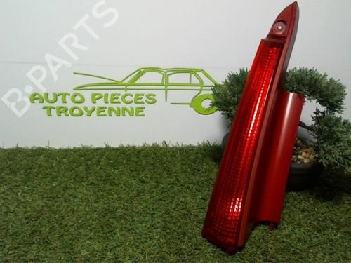Used Left taillight CITROËN C4 I (LC_) 1.6 HDi (90 hp) 21181704