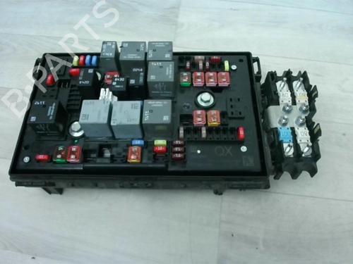 Fuse box OPEL ASTRA J (P10) 2.0 CDTI (68) | BP24027628E1 