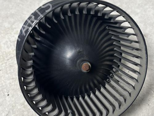 Used Heater blower motor FORD FIESTA VI (CB1, CCN) 1.4 TDCi (70 hp) 32523932