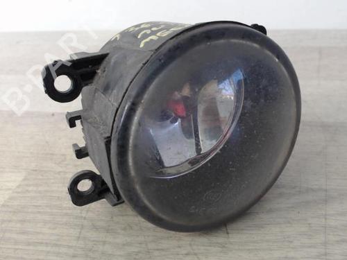 right-front-fog-light-renault-megane-iii-hatchback-bz01_-b3_-2008-24027156 main image