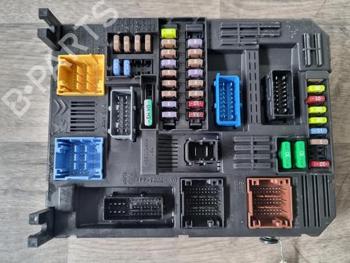 fuse-box-peugeot-rifter-2018-39207210 main image