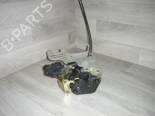Used Rear right lock HYUNDAI TUCSON (JM) 2.0 CRDi All-wheel Drive (113 hp) 21182310