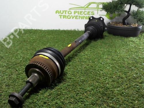 Drivaksel foran Høyre AUDI A8 D2 (4D2, 4D8) 2.5 TDI quattro (180 hp) 30667012