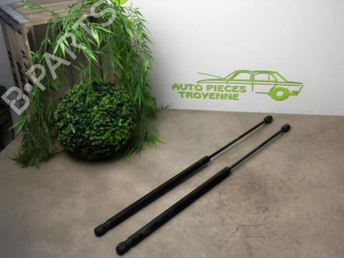 Used Tailgate lift support FORD FIESTA V (JH_, JD_) 1.4 TDCi (68 hp) 26180675