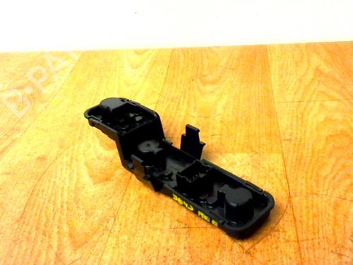 Licence plate light NISSAN ALMERA II Hatchback (N16) 1.8 | BP24022539I40 - Image 2