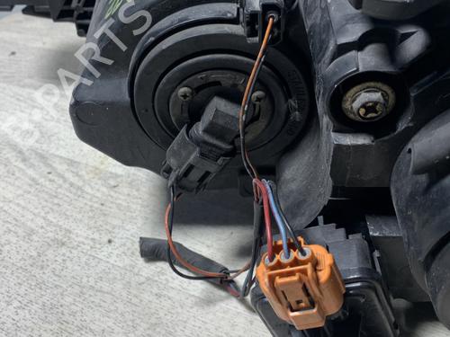 Right headlight MAZDA 3 (BK) 1.6 DI Turbo | BP30805959C29