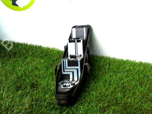 Nummerpladelys RENAULT SCÉNIC II (JM0/1_) 1.9 dCi (JM0G, JM12, JM1G, JM2C) (120 hp) 24022969