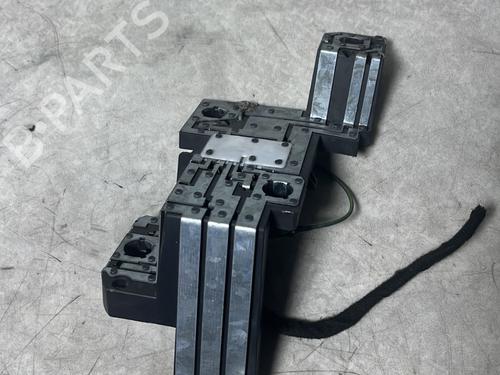 Luce targa PEUGEOT 407 (6D_) 1.6 HDi 110 (6D9HZC, 6D9HYC) (109 hp) 33206719