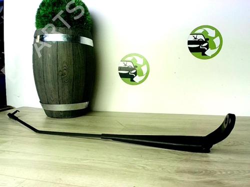 Used Front windshield wiper arm PEUGEOT 207 (WA_, WC_) 1.4 HDi (68 hp) 21182591