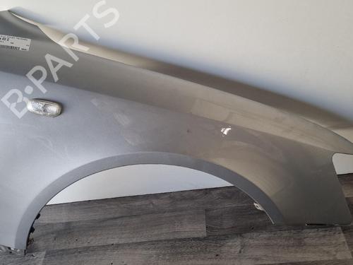Used Right front fenders Right front fenders 36950095 36950095