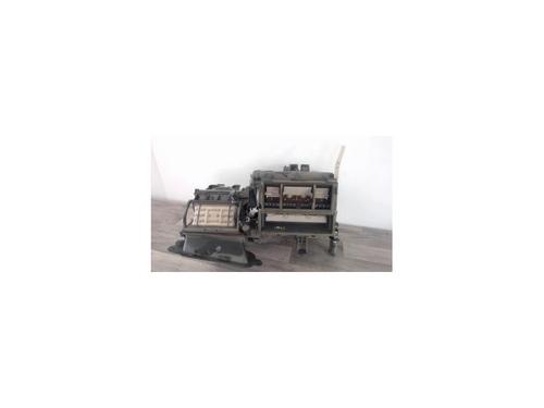 Used Heater matrix box TOYOTA COROLLA (_E12_) 2.0 D-4D (CDE120R, CDE120L_) (110 hp) 25923883