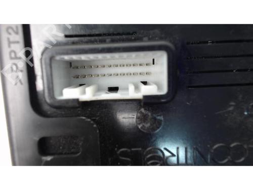 Fuse box RENAULT MODUS / GRAND MODUS (F/JP0_) 1.5 dCi (FP0E, JP0E) | BP24025980E1