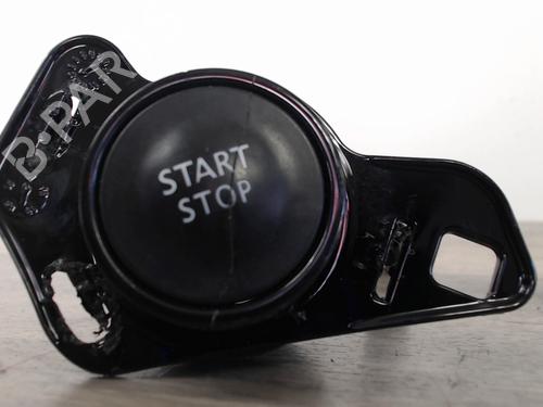 Used Switch RENAULT MEGANE IV Hatchback (B9A/M/N_) 1.6 dCi 130 (B9A4) (130 hp) 25472861