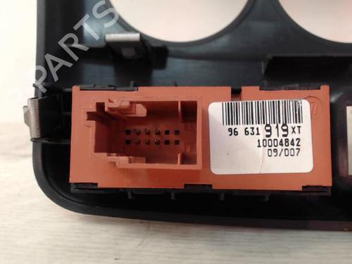 Midtkonsoll CITROËN C3 Picasso (SH_) 1.6 HDi | BP31252098I22 