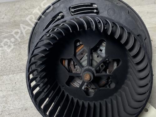 Luftventilen BMW 3 (E90) 320 d xDrive (177 hp) 29594223