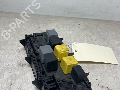fuse-box-mercedes-benz-a-class-w176-2012-2013-2014-2015-2016-2017-2018-34718904 main image