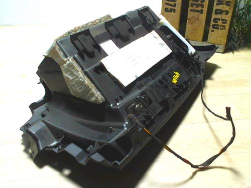 glove-box-bmw-1-e87-2003-2004-2005-2006-2007-2008-2009-2010-2011-2012-2013-25995415 main image