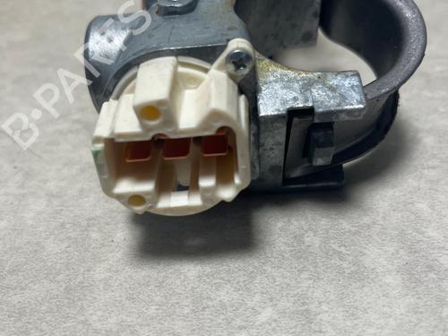 Switch NISSAN JUKE (F15) 1.5 dCi | BP36229568I30 - Image 2