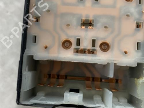 Left front window switch NISSAN MICRA III (K12) 1.5 dCi | BP30807901I27