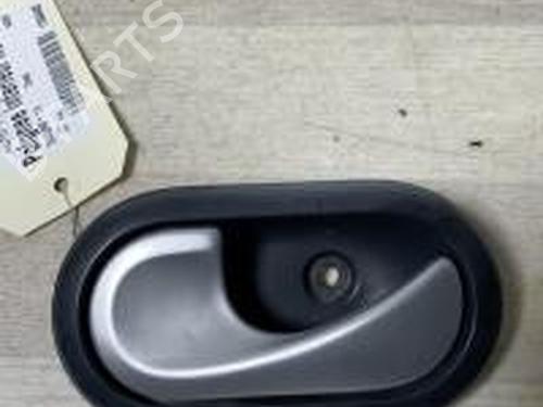 Used Front left interior door handle DACIA SANDERO 1.5 dCi (86 hp) 29639067