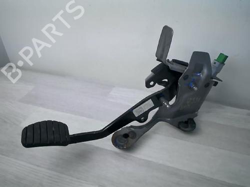 clutch-pedal-renault-clio-iv-bh_-2012-2013-2014-2015-2016-2017-2018-2019-2020-2021-25618917 main image